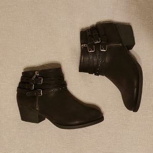 Sonoma black western booties, 9